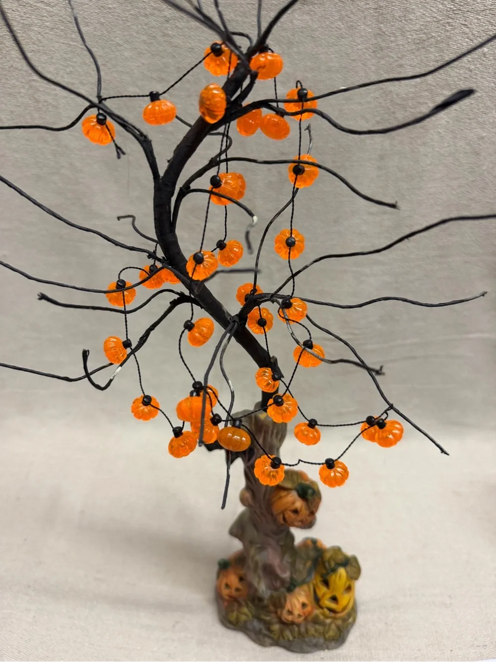 Halloween Lighted Jack-o-lantern Tree with Pumkins -Battery On/Off 17”